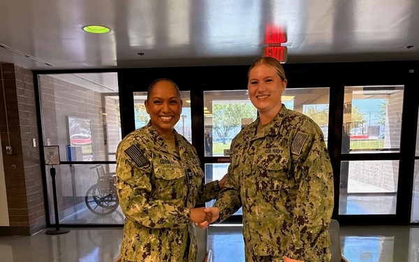 NMRTC Twentynine Palms commanding officer visits NMRTU China Lake, highlights readiness and culture of excellence
