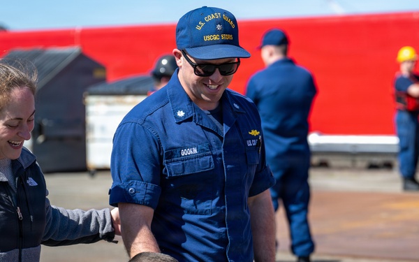USCGC Storis (WAGB 21) returns to Seattle after Bering Sea patrol