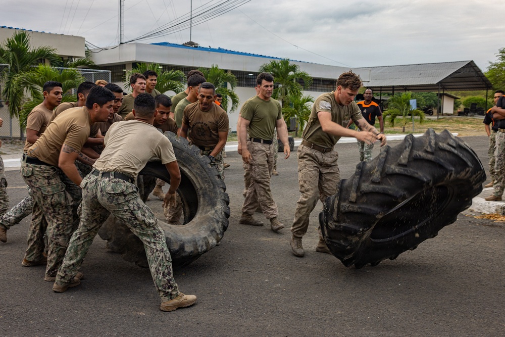 22nd MEU (SOC) | Squad Competition with Ecuadorian Marines