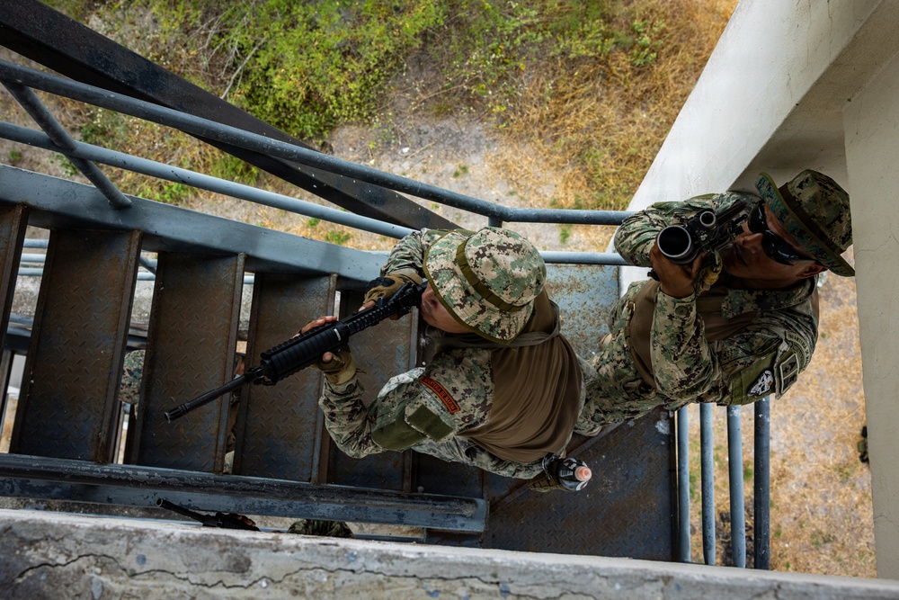 22nd MEU (SOC) | Raid Planning and Rehearsals with Ecuadorian Marines