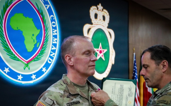USAREUR-AF commanding general recognizes Soldiers during African Lion 26