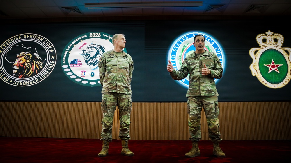 USAREUR-AF commanding general recognizes Soldiers during African Lion 26