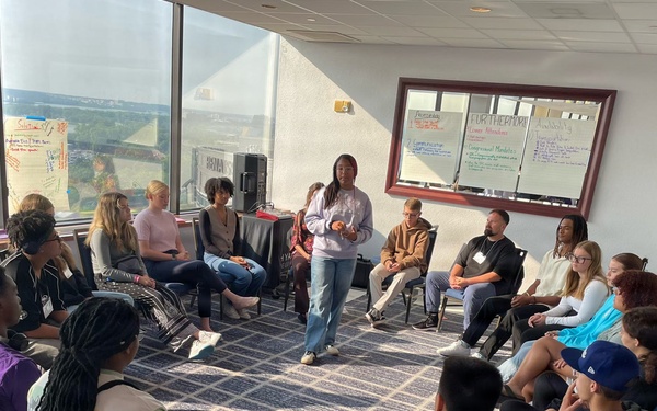 Teen Council Helps Military Teens Image