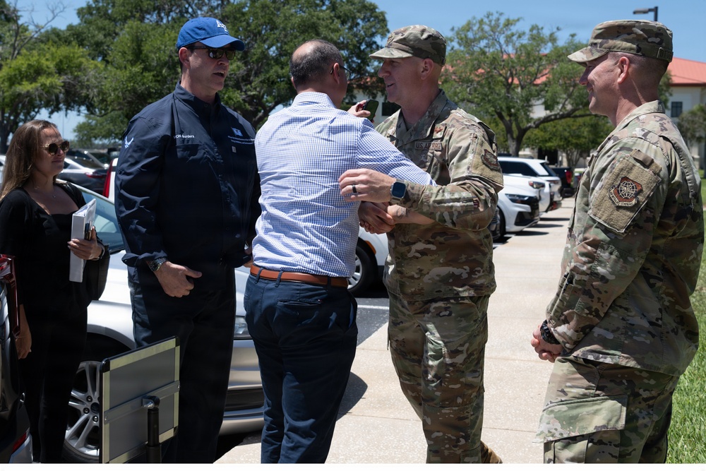 Assistant SAF/IE visits MacDill AFB