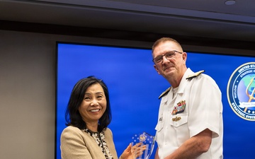 Director of Portfolio Acquisition Executive Strategic Systems Programs Recognizes Six Individuals for Outstanding Contribution to Strategic Deterrence Mission