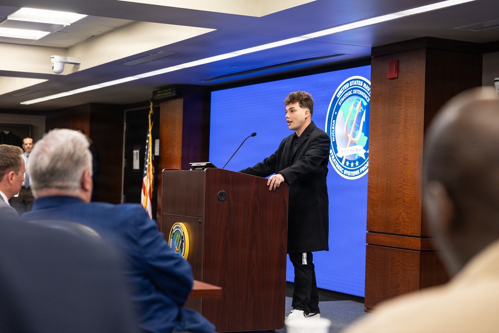 Director of Portfolio Acquisition Executive Strategic Systems Programs Recognizes Six Individuals for Outstanding Contribution to Strategic Deterrence Mission