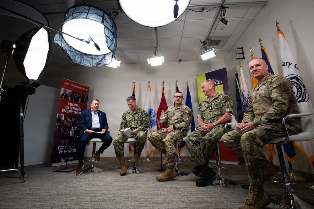 MCPON Perryman participates in Senior Enlisted Leader MOAA Webinar