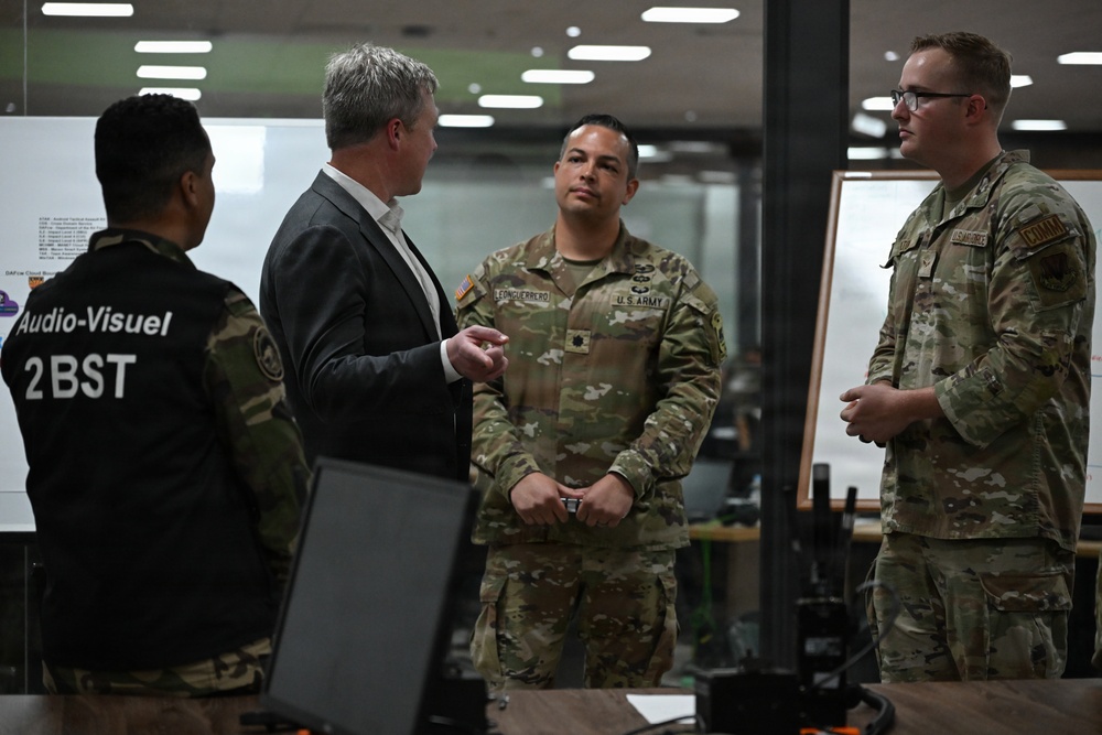 SECARMY receives innovation cell brief during African Lion 26