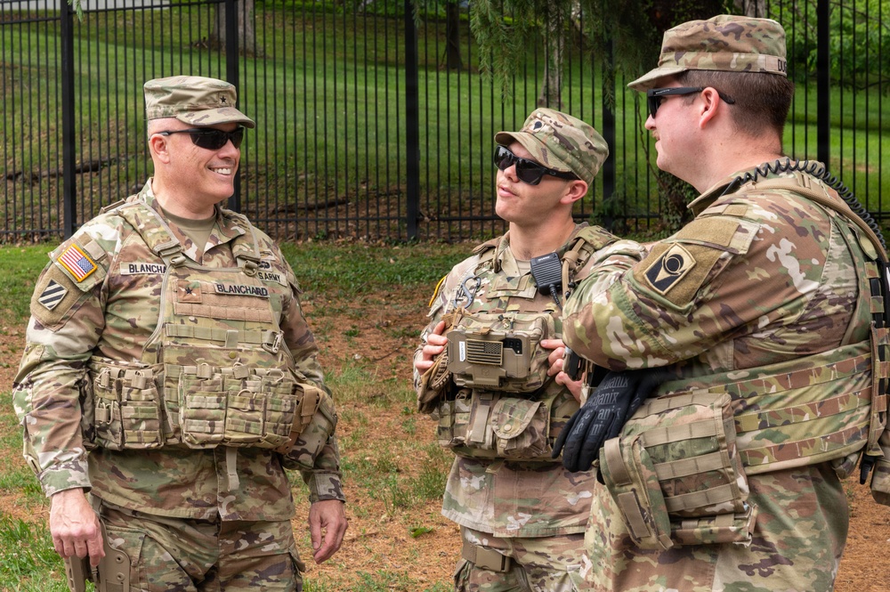 Commanding General JTF-DC Conducts Patrol