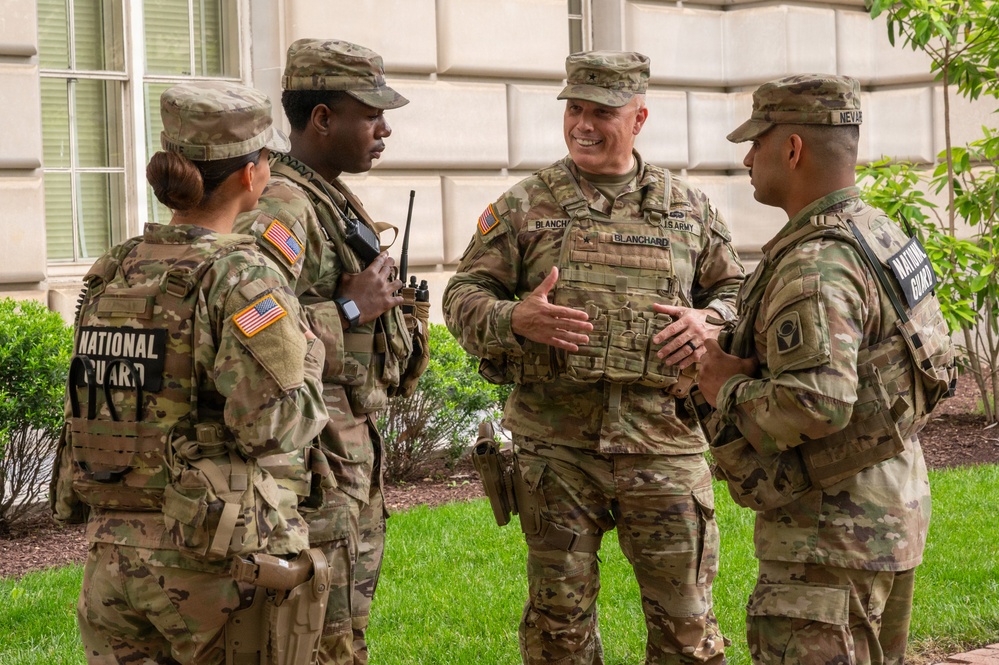 Commanding General JTF-DC Conducts Patrol