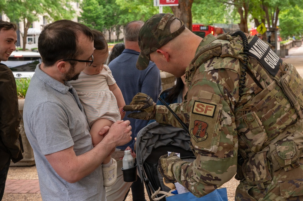 Commanding General JTF-DC Conducts Patrol