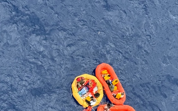 920th Rescue Wing conducts rescue operation off Melbourne, Fla. coast