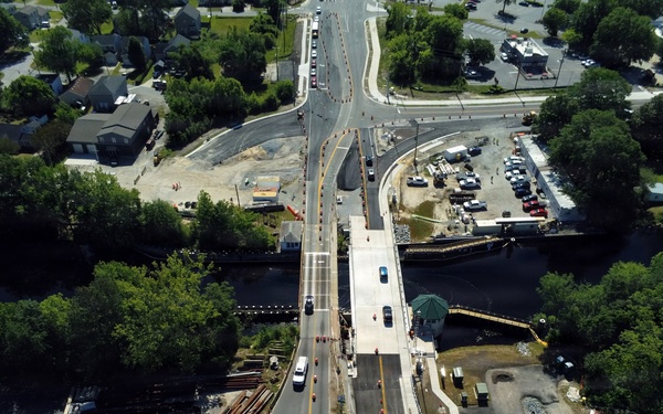 Traffic shifts onto new Deep Creek Bridge span