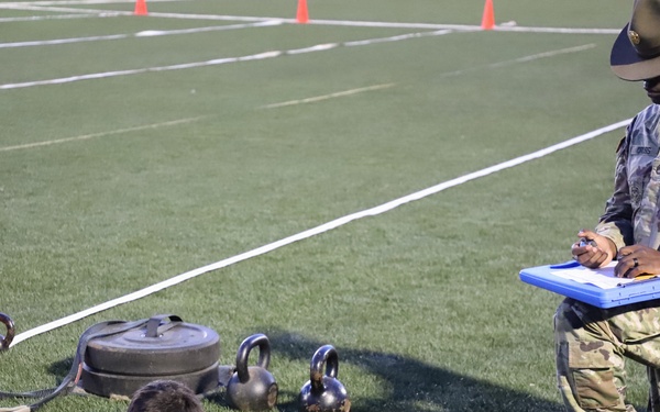 Best Redleg Competitors from 1st Armored Division Artillery take the Army Fitness Test
