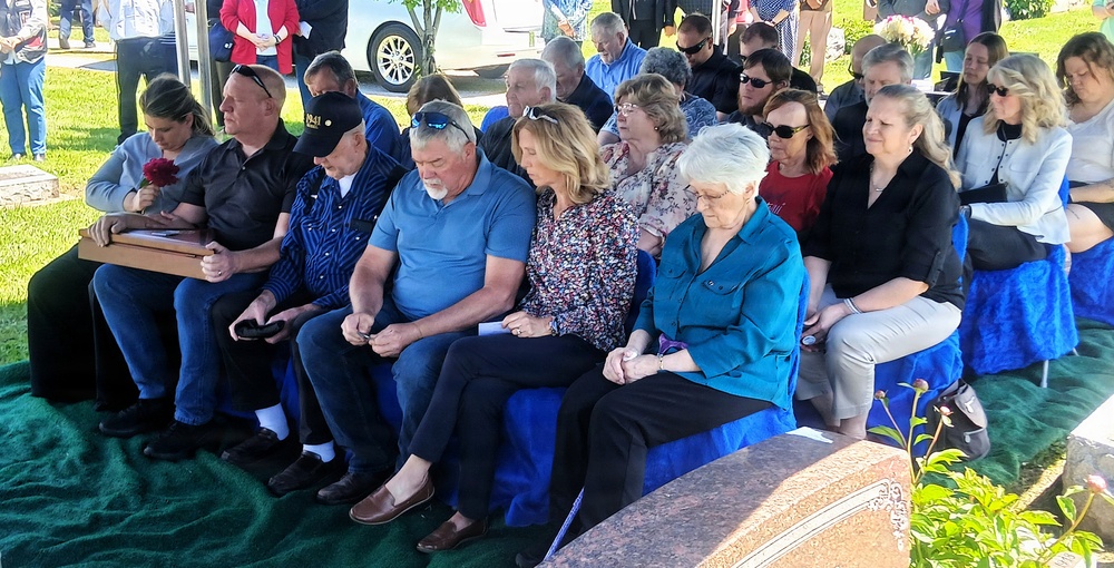 Illinois Army National Guard Chaplain Presides Over Military Funeral Honors for Repatriated WWII Veteran