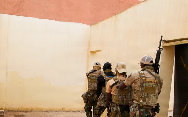 Multinational special forces conduct African Lion 26 close-quarters battle training