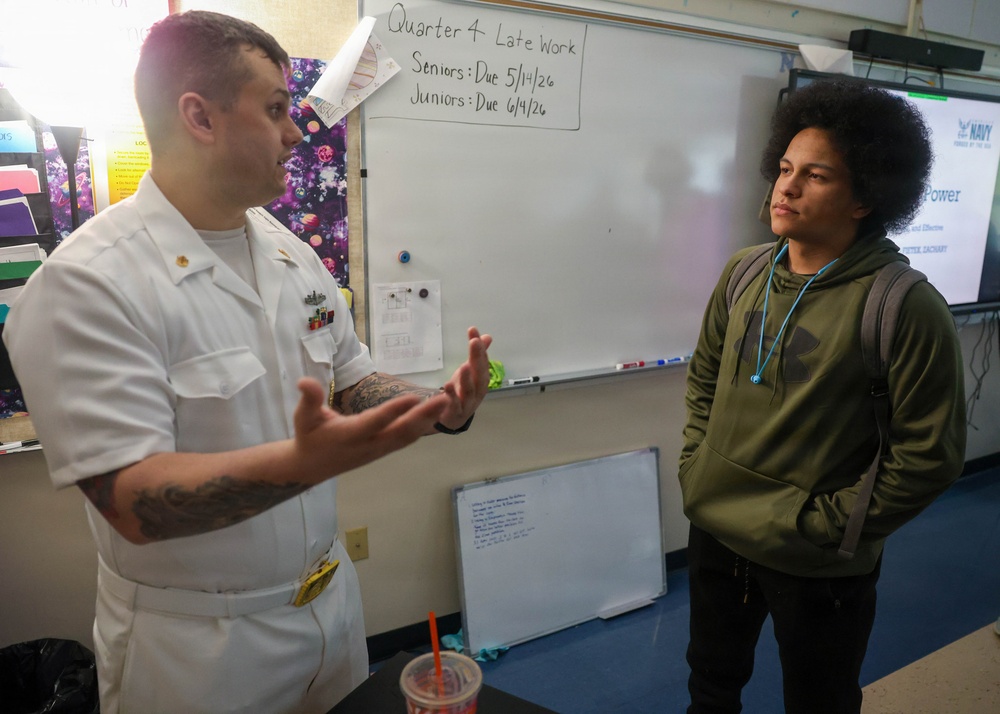 NTAG New England Recruiter visits Montachusett Regional Vocational Technical School
