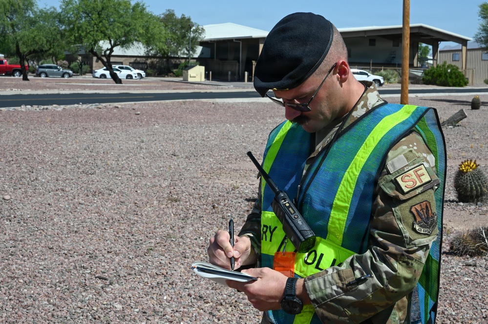 355 SFS and 355 CES EOD flight respond to abandoned vehicle during ML 26-2