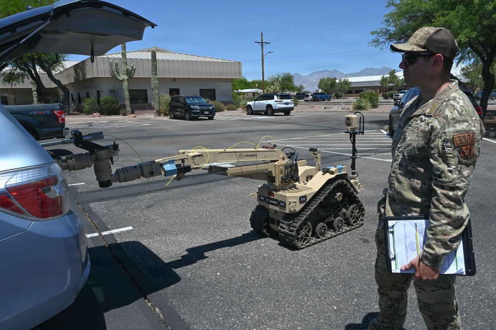 355 SFS and 355 CES EOD flight respond to abandoned vehicle during ML 26-2