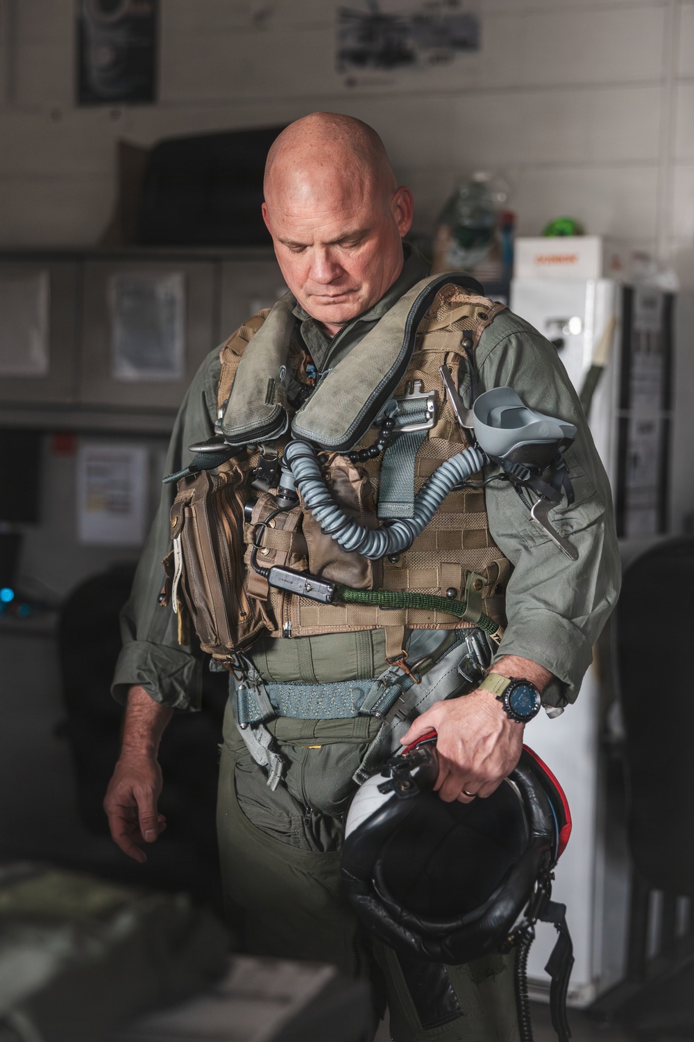 1 MEF Deputy Commanding General flies with VMFA-323 Death Rattlers