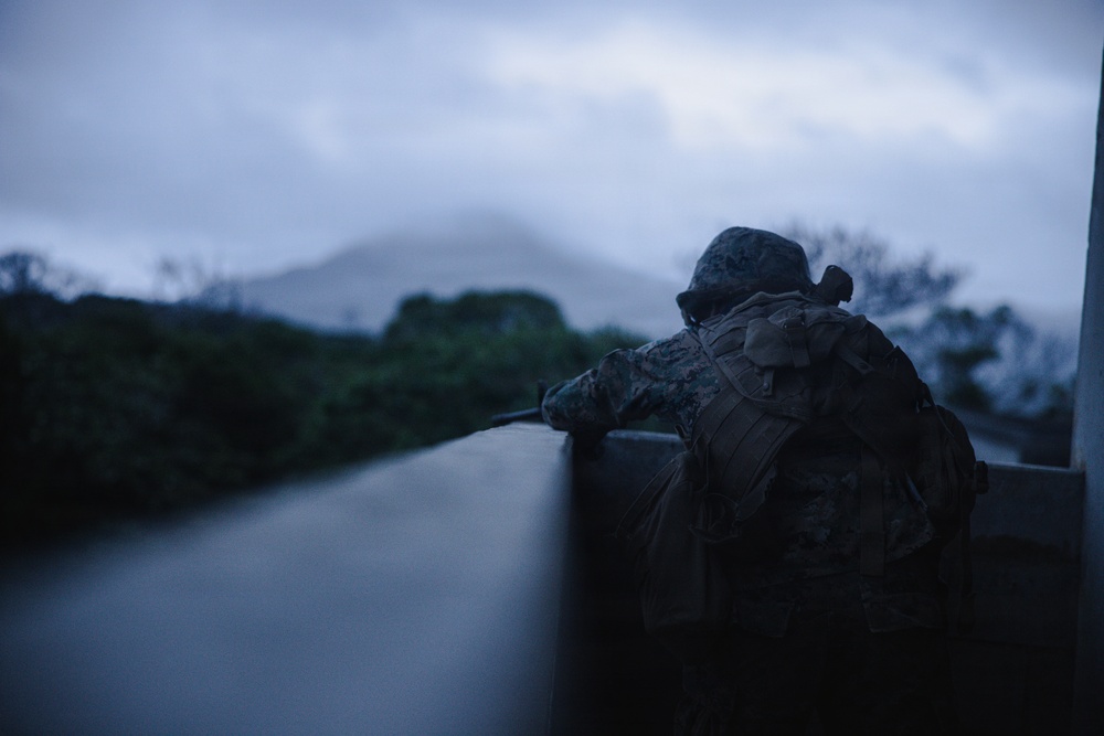 Kaiju Rain 26: 7th Communication Battalion Marines establish security