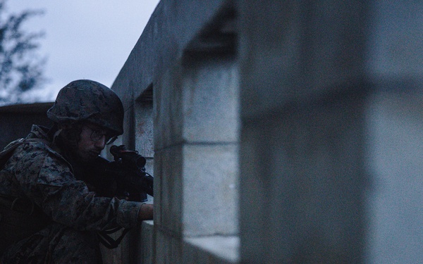 Kaiju Rain 26: 7th Communication Battalion Marines establish security