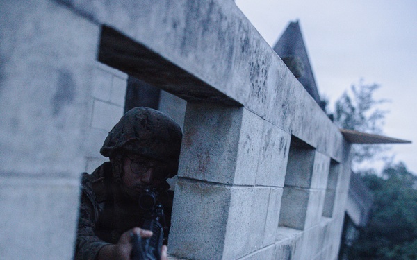 Kaiju Rain 26: 7th Communication Battalion Marines establish security