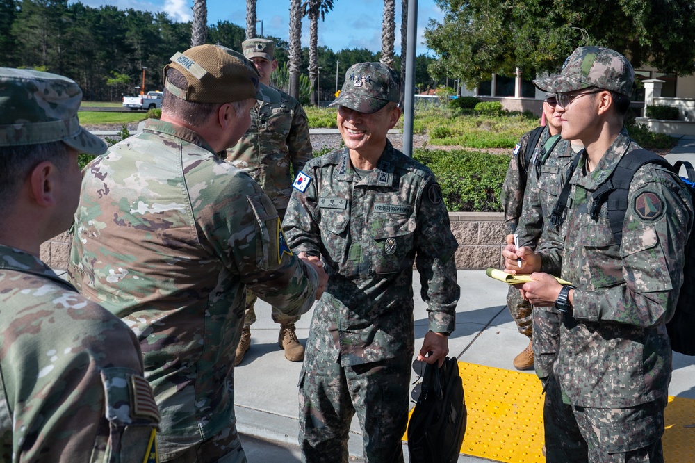 Republic of Korea Army Strategic Missile Command Commander Visits Vandenberg SFB