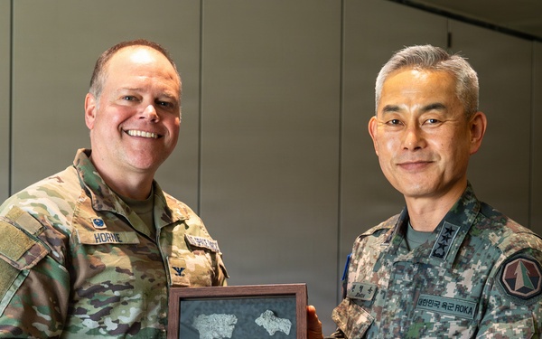 Republic of Korea Army Strategic Missile Command Commander Visits Vandenberg SFB