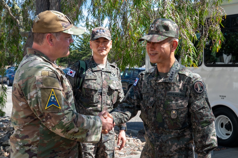 Republic of Korea Army Strategic Missile Command Commander Visits Vandenberg SFB