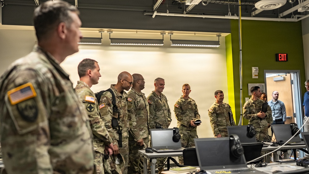 CGSC Soldiers tour 1ID's DVSU and MTC