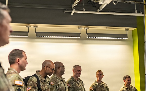 CGSC Soldiers tour 1ID's DVSU and MTC