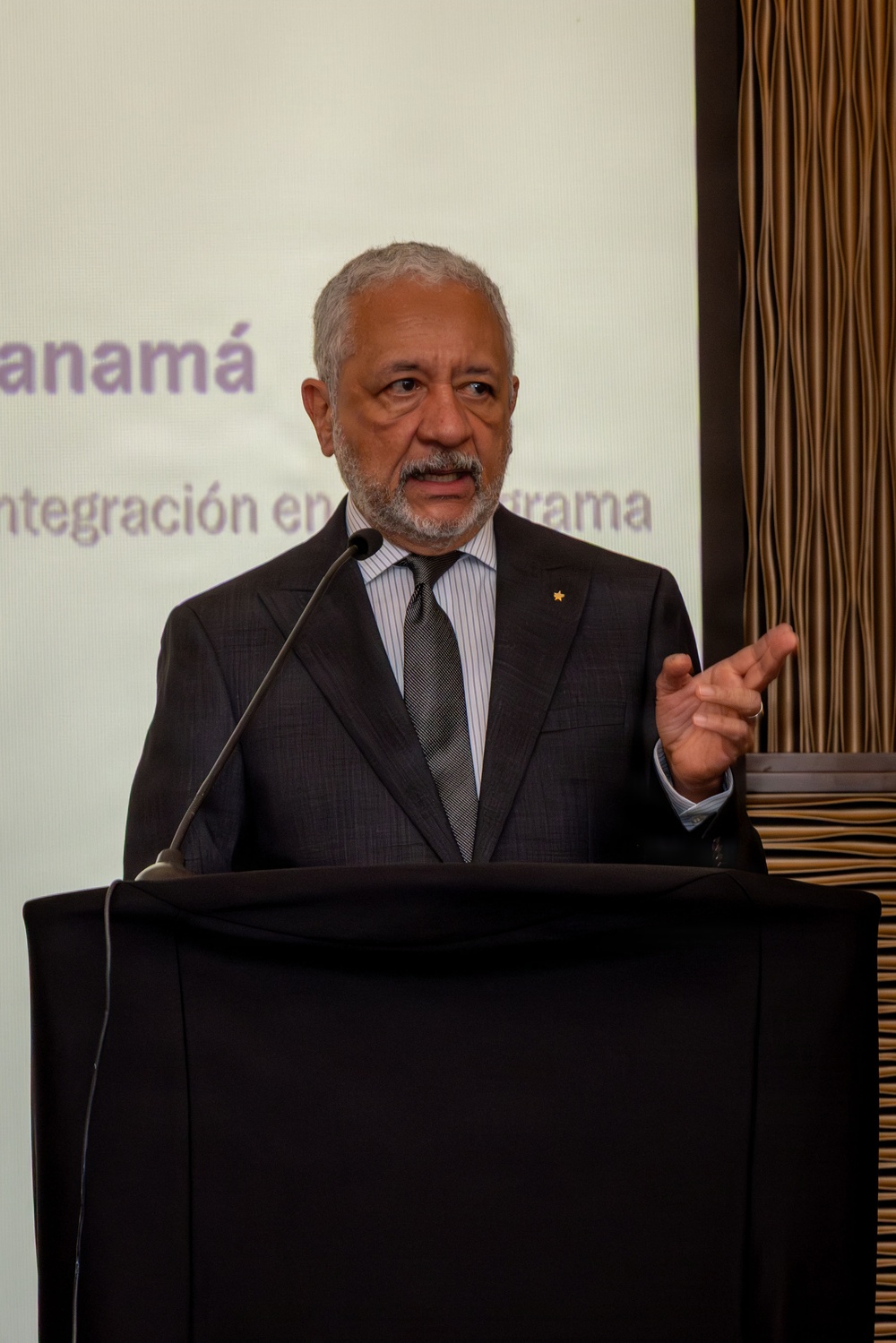 USSOUTHCOM and the Government of Panama Strengthen Regional Health Security Through Biosurveillance Cooperation