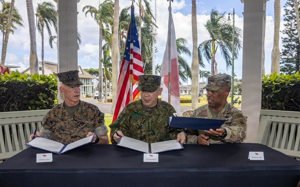 U.S., JGSDF commanders formalize agreements during ceremony