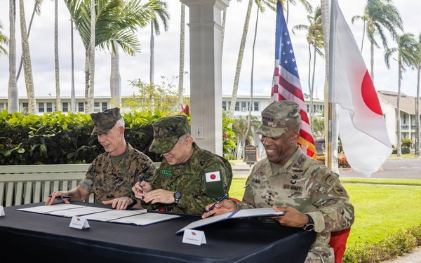 U.S., JGSDF commanders formalize agreements during ceremony