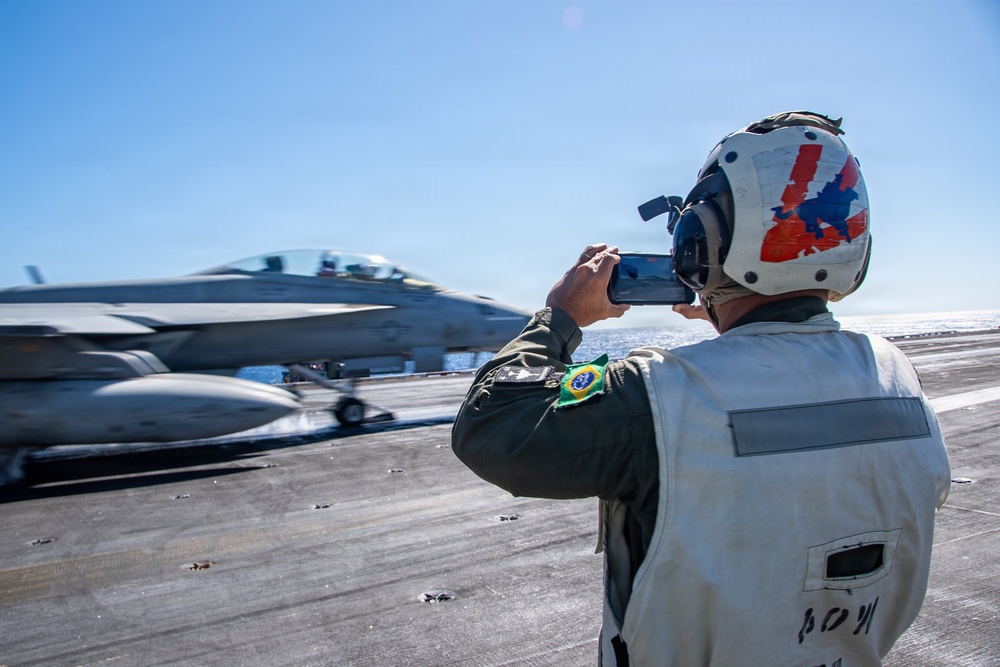 Nimitz Hosts Brazilian Distinguished Visitors
