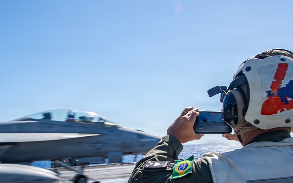 Nimitz Hosts Brazilian Distinguished Visitors