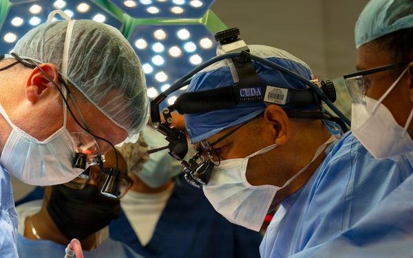 U.S. Air Force and Saint Lucian surgeons partner during limb-saving surgery