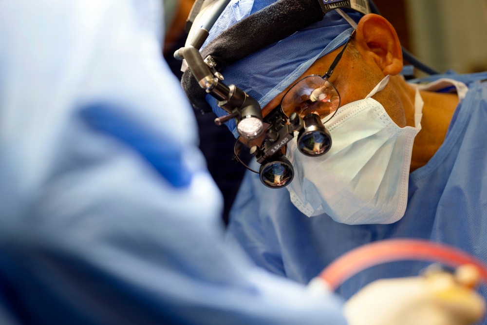 U.S. Air Force and Saint Lucian surgeons partner during limb-saving surgery