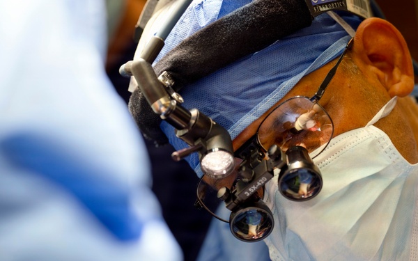 U.S. Air Force and Saint Lucian surgeons partner during limb-saving surgery