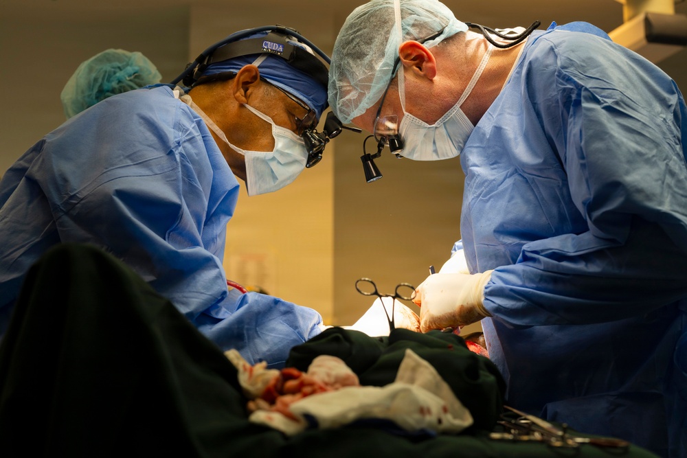 U.S. Air Force and Saint Lucian surgeons partner during limb-saving surgery