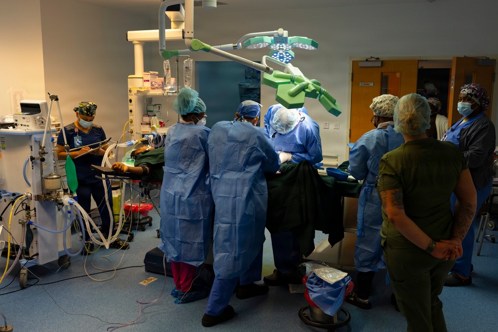 U.S. Air Force and Saint Lucian surgeons partner during limb-saving surgery