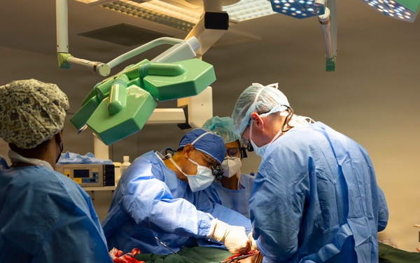 U.S. Air Force and Saint Lucian surgeons partner during limb-saving surgery