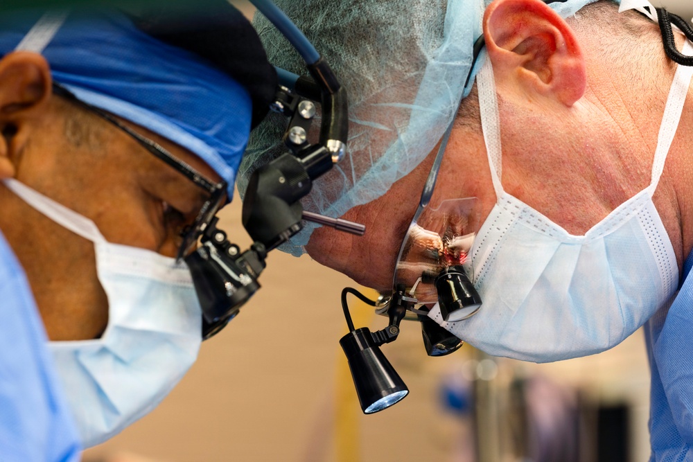 U.S. Air Force and Saint Lucian surgeons partner during limb-saving surgery