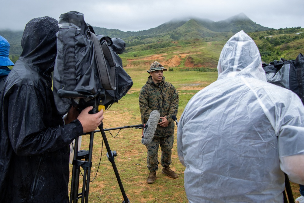 Kaiju Rain 26: 7th Communication Battalion Marines demonstrate training to local media