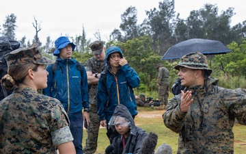 Kaiju Rain 26: 7th Communication Battalion Marines demonstrate training to local media