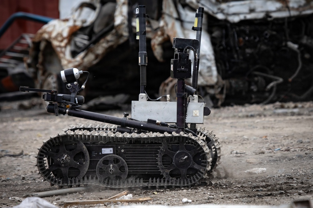 KFOR EOD Soldiers employ Talon 3 robot during training at Camp Novo Selo