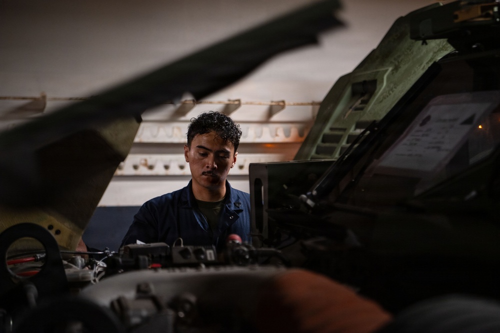 USS Boxer Marines Conduct Vehicle Maintenance