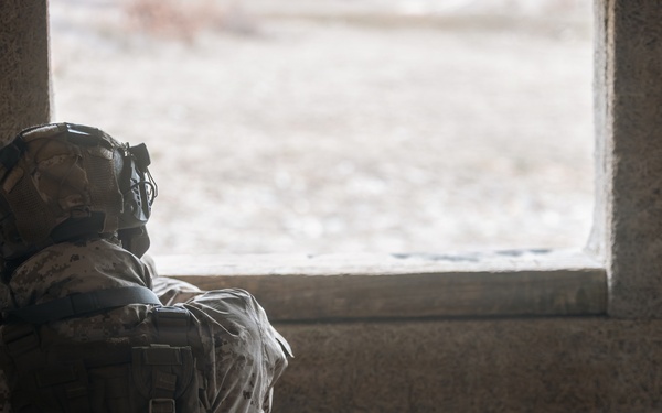 Recon Marines display lethality during bilateral training in France