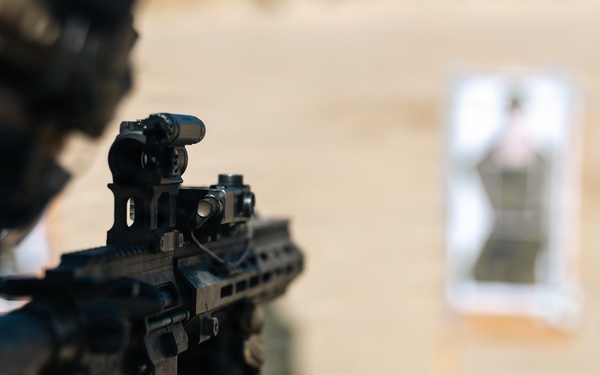 Recon Marines display live-fire lethality in France